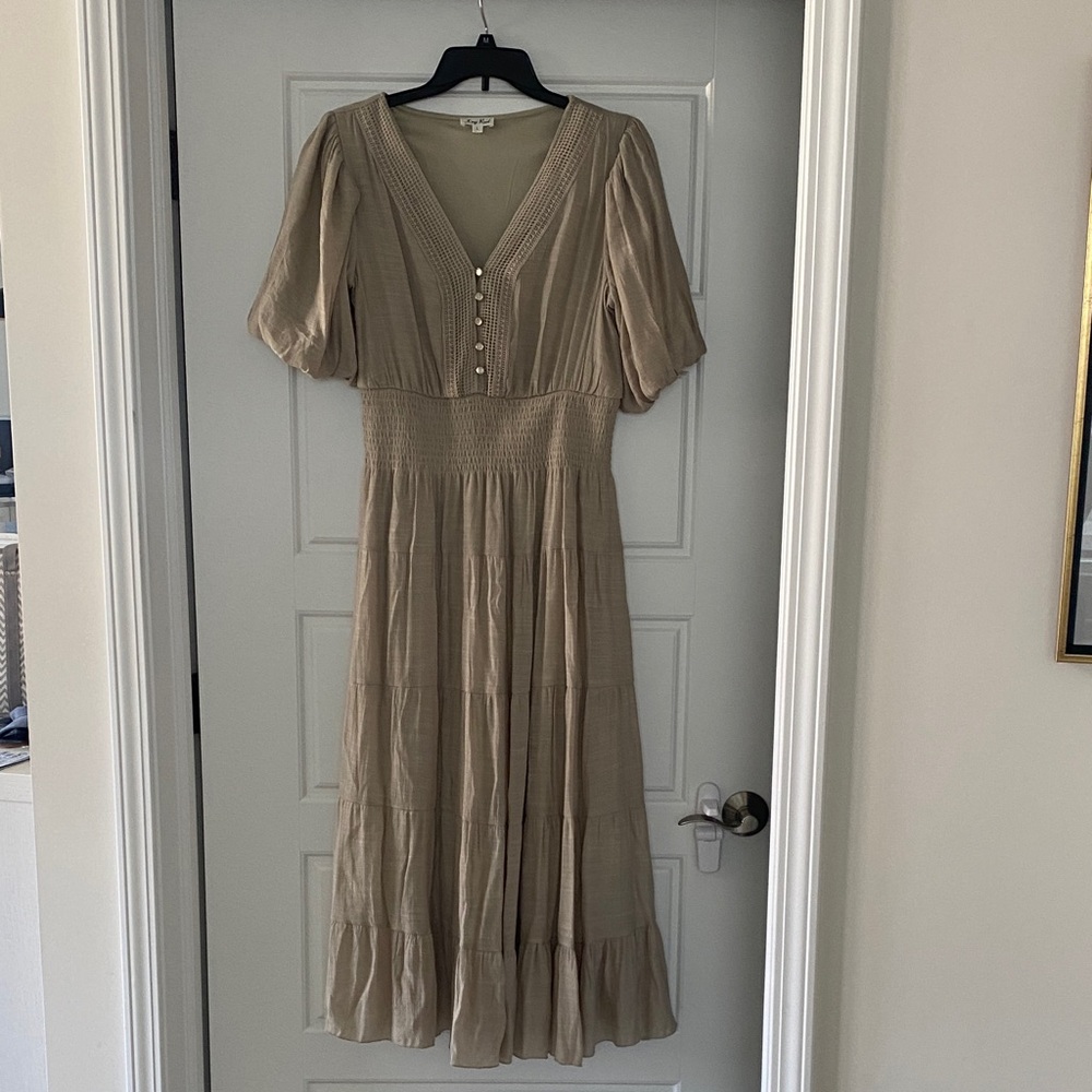 Elegant Beige Midi Dress